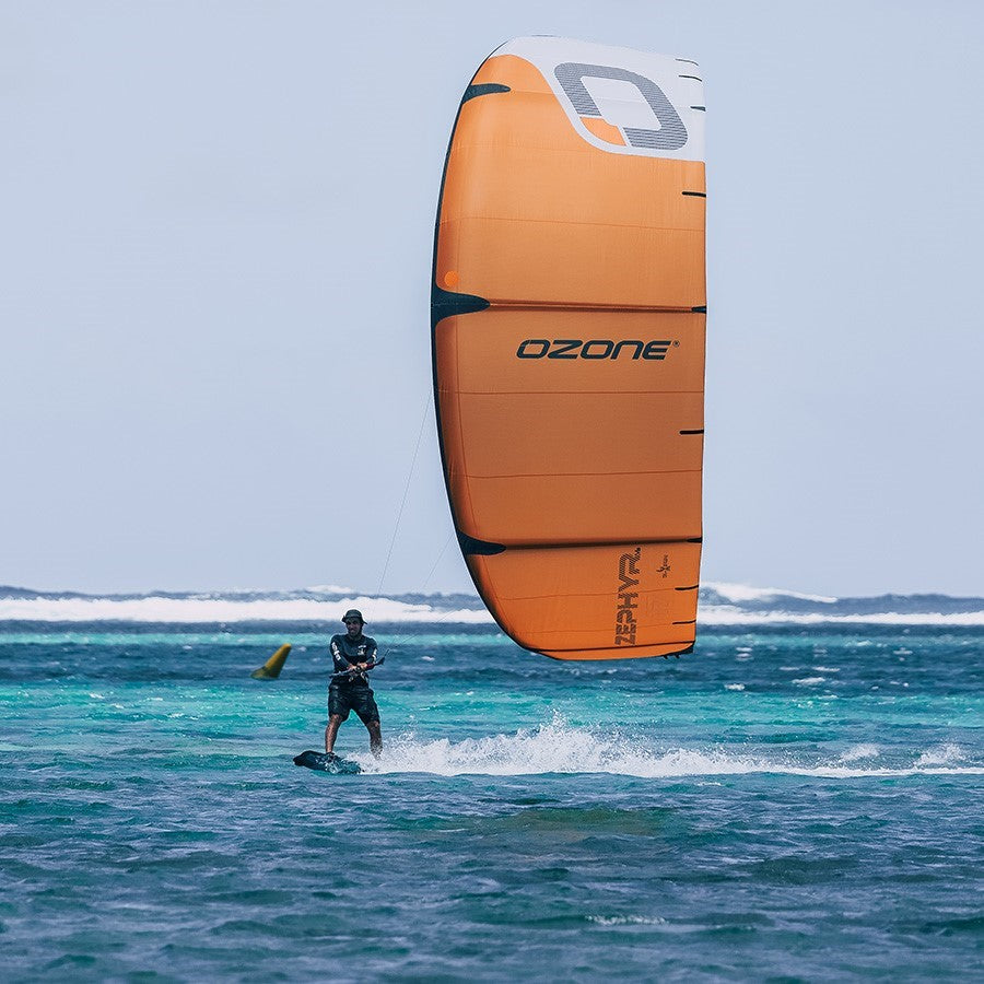 Ozone Zephyr V8 Ultra-X 17m Lightwind Kite