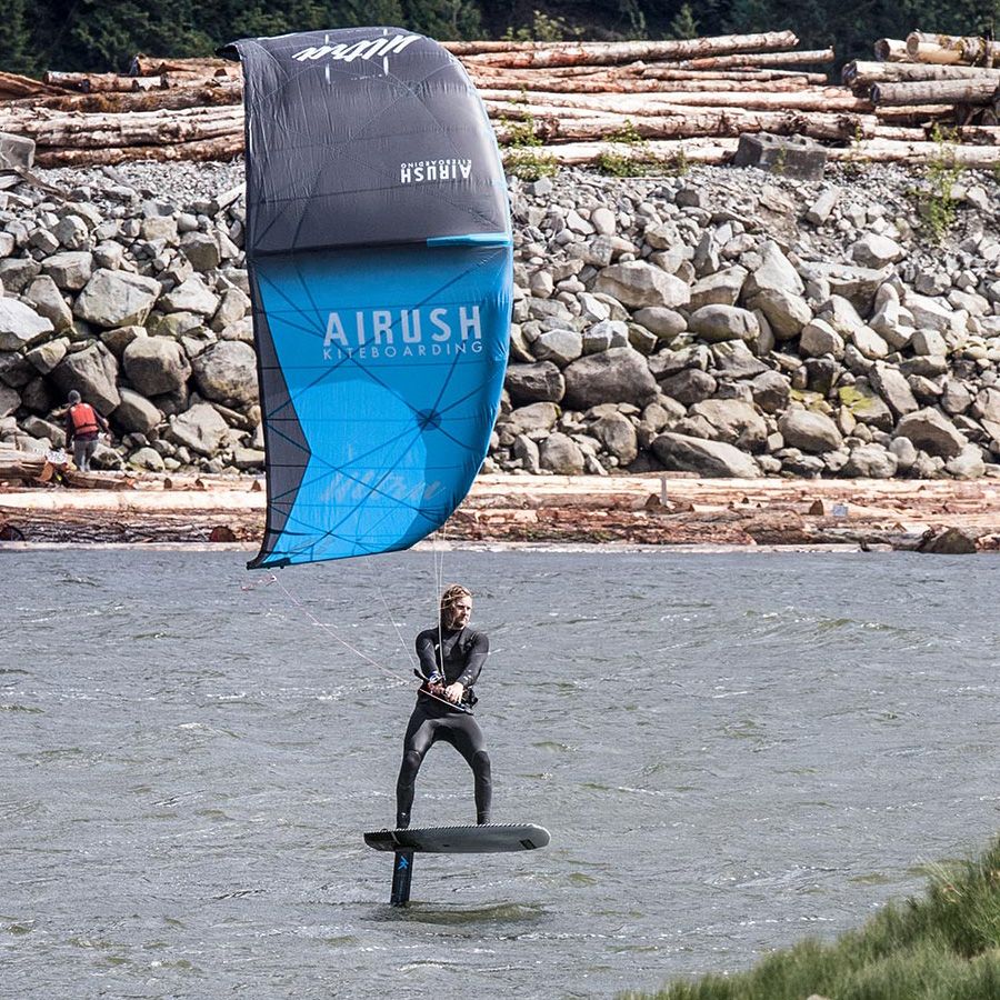 2022 Airush Ultra V4 Foil - Lightwind - Freeride